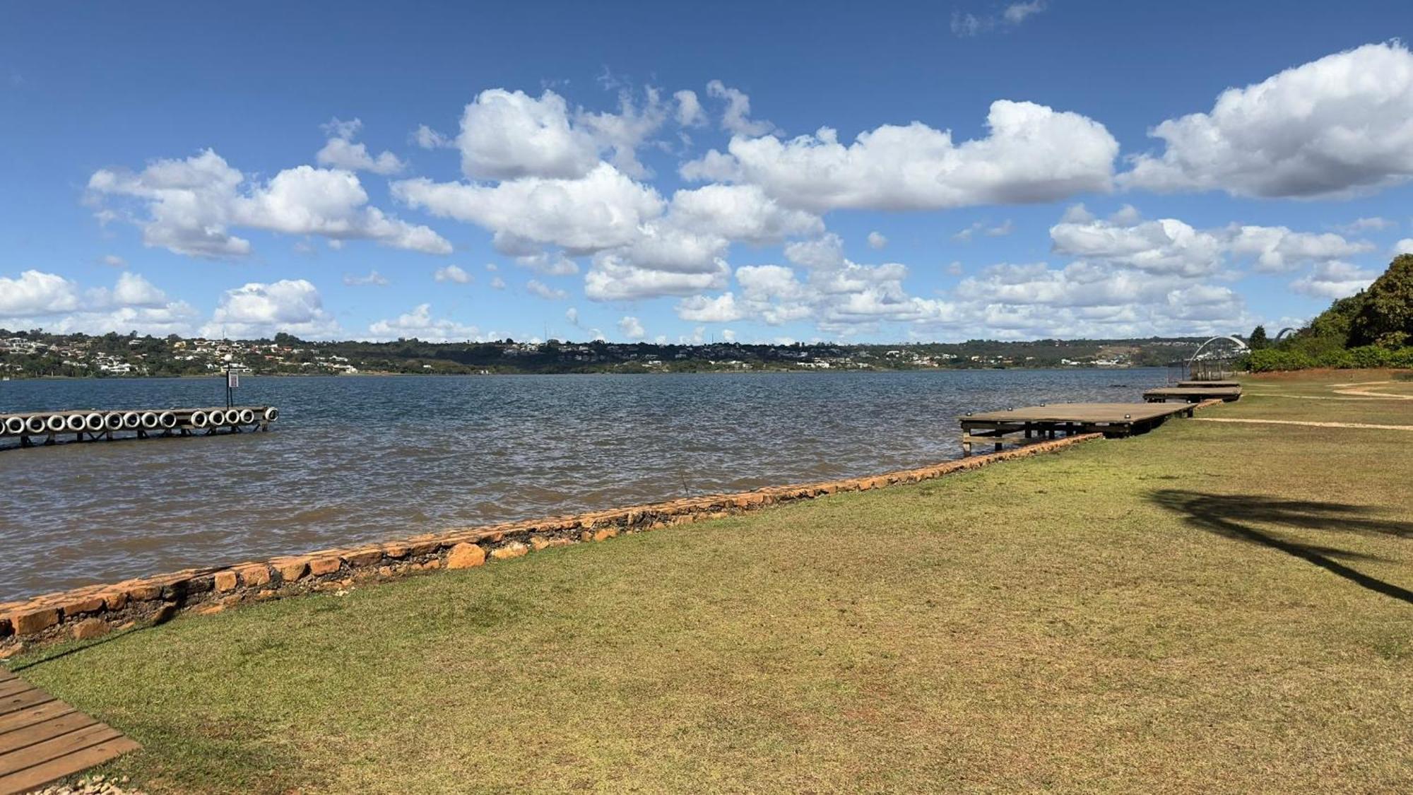 Incrivel Apartamento Brisas Lago Brasilia Esterno foto
